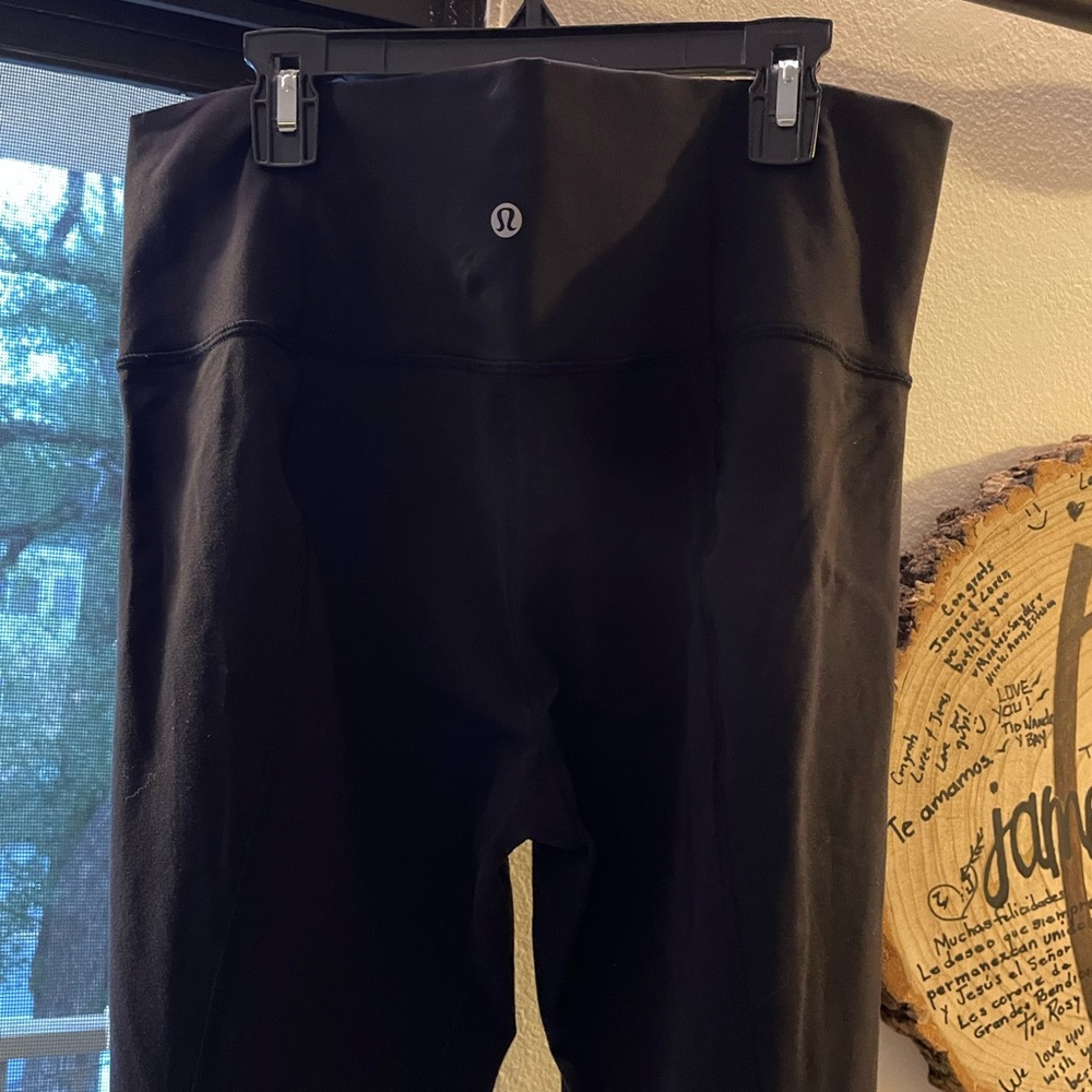 Flare wide leg lululemon leggings GUC size 12